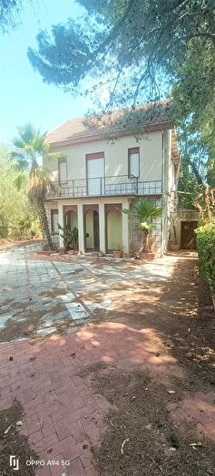 Casa con 5 locali in vendita in Cda Niscima Grotticelli, Caltanissetta