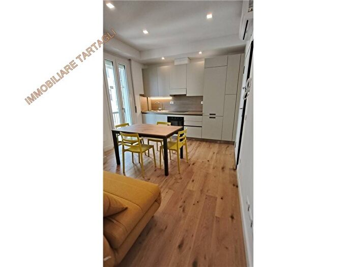 Appartamento bilocale in affitto in VIA MARAGLIANO, Porta al Prato San Jacopino, Firenze