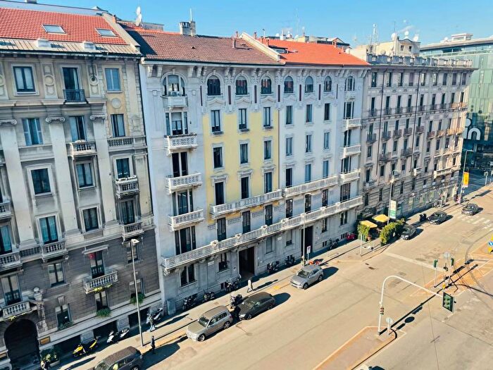 Appartamento bilocale in affitto in Piazza Cinque Giornate, Montenero, Milano