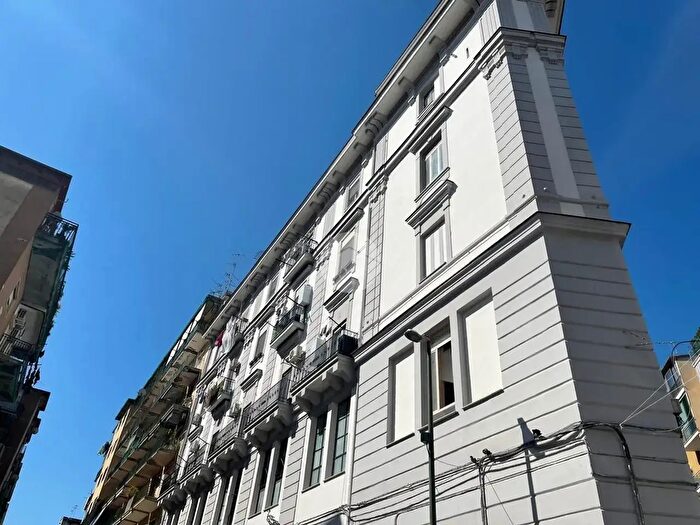 Appartamento bilocale in vendita in Via Marco Aurelio Severino, Napoli