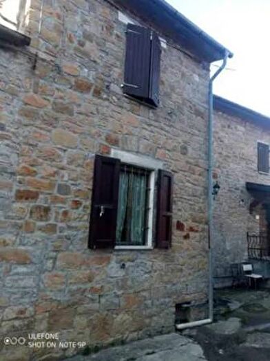 Casa quadrilocale in vendita in Via Borello, Calestano