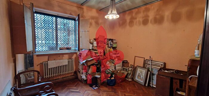 Appartamento trilocale in vendita in Via Magenta, Firenze