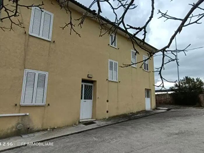 Casa con 6 locali in vendita in Contrada Ferrini, Falerone