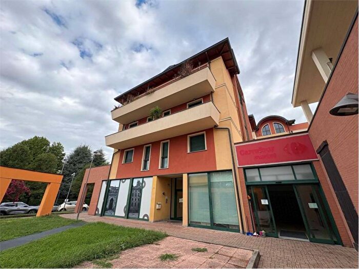 Appartamento bilocale in vendita in Corso Europa, Centro, Somma Lombardo