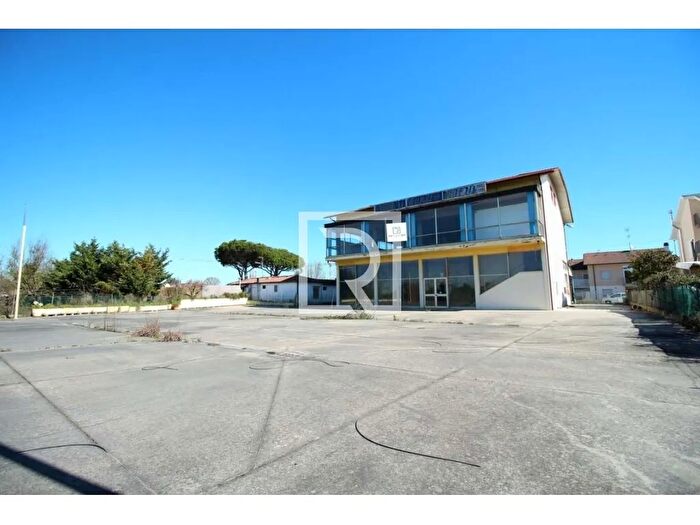 Casa in vendita in Via Trasimeno Cervia, Cervia