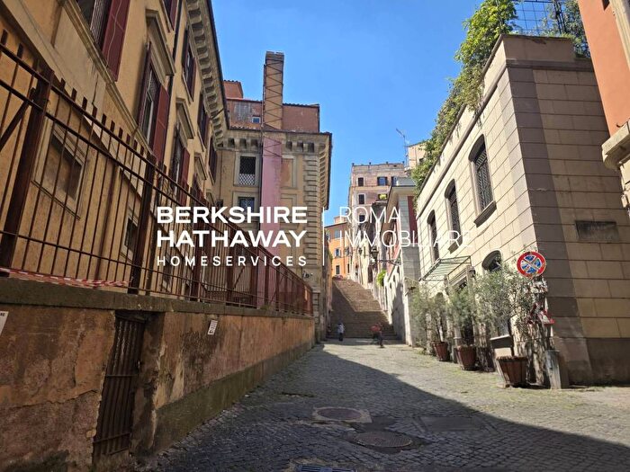 Appartamento bilocale in affitto in Piazza della Rovere, Trastevere, Roma