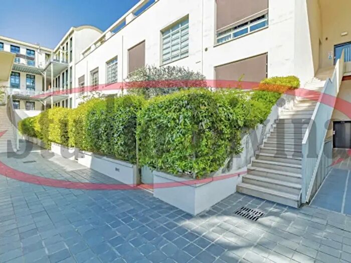 Appartamento quadrilocale in vendita in Via Adelaide Bono Cairoli, Milano