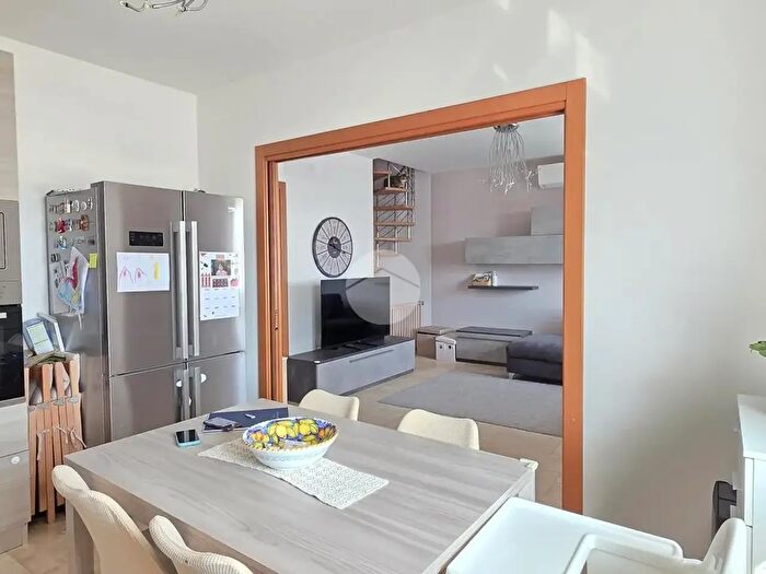 Appartamento trilocale in vendita in Via degli Asini, Corte Franca