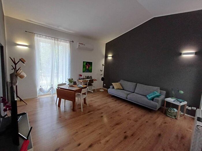 Appartamento trilocale in affitto in Viale Croce Rossa, De Gasperi Croce Rossa, Palermo