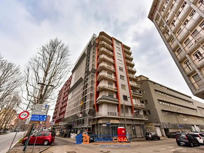 Appartamento quadrilocale in vendita in Corso Unione Sovietica, Torino