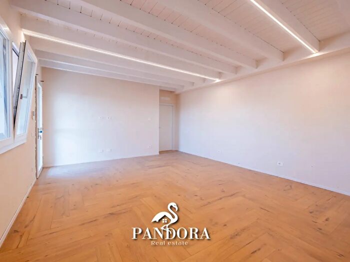 Appartamento in vendita in Via G Oberdan, Lonate Pozzolo