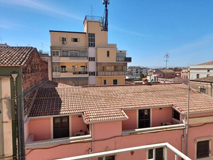 Appartamento con 5 locali in vendita in Via Ingegnere, Catania