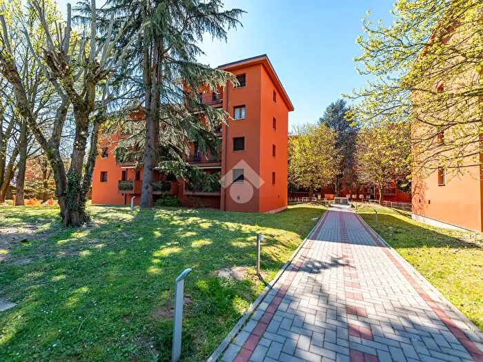 Appartamento quadrilocale in vendita in Via Campo Gallo, Arese