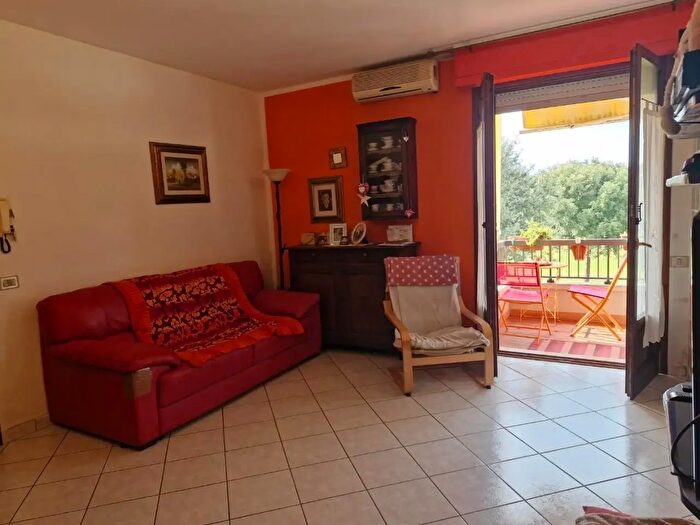 Appartamento con 5 locali in vendita in Campiglia Marittima