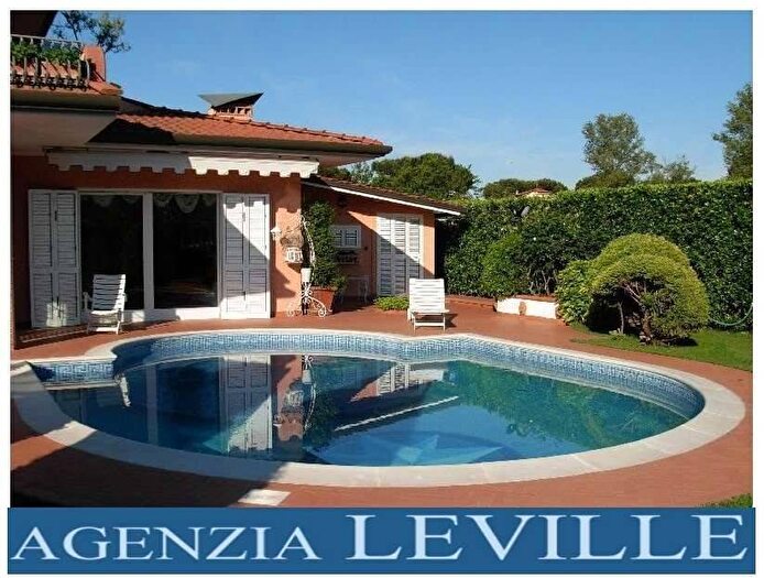 Casa con 6 locali in affitto in Via alberti, Pietrasanta