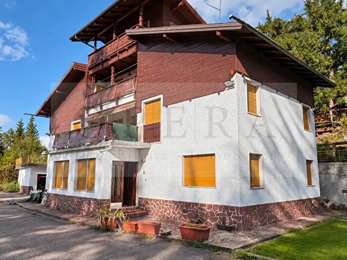 Casa con 13 locali in vendita in Via Monte Toval, Ruffrèmendola