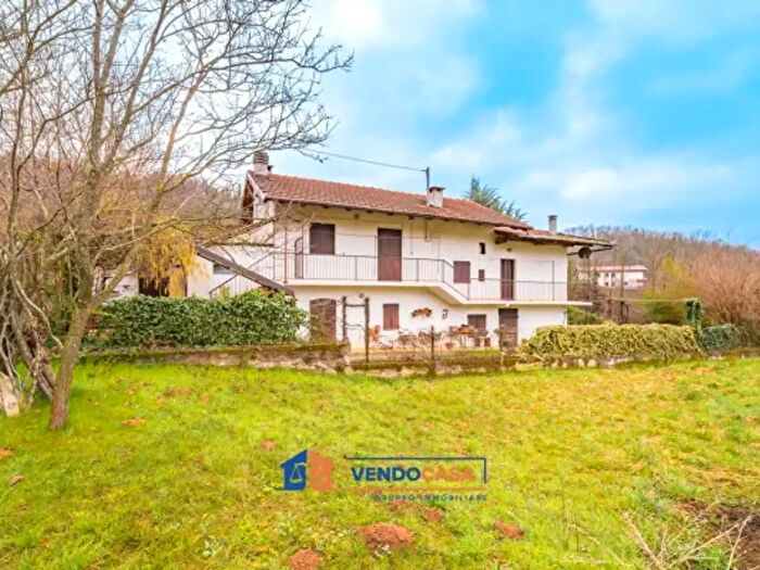 Casa con 5 locali in vendita in Via Colletto Terrazza, Caraglio