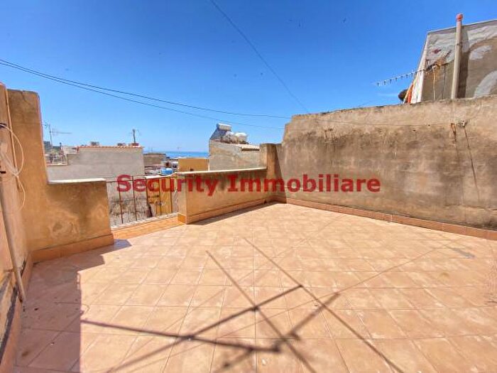 Casa con 6 locali in vendita in Sciacca