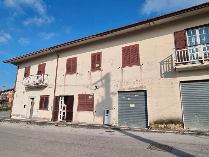 Casa con 5 locali in vendita in Passo San Felice, Capriglia Irpina