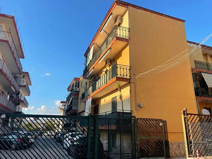Appartamento trilocale in vendita in Corso Italia, Quarto