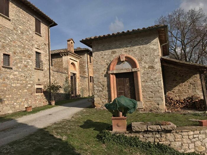 Appartamento trilocale in affitto in Via San Giuliano, Corciano