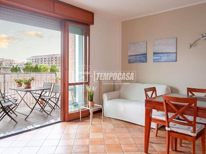 Appartamento bilocale in affitto in Via Giuseppe Piazzi, Farini, Milano