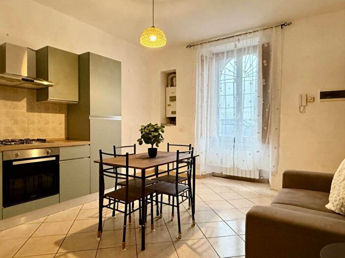 Appartamento bilocale in affitto in Via Gabriele Camozzi, Centro, Ponte San Pietro
