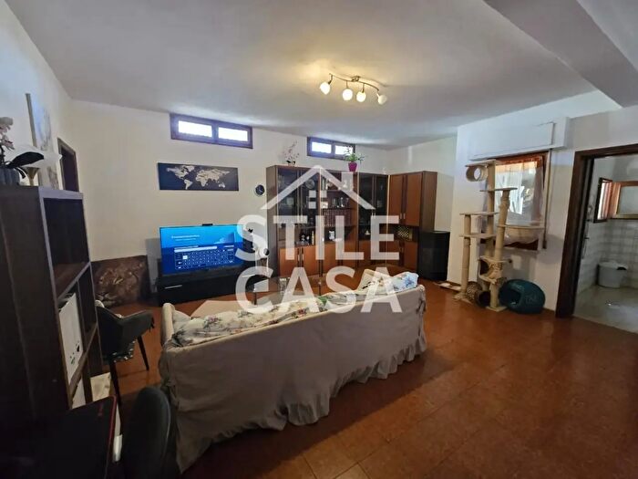 Casa con 5 locali in vendita in Castelfranco Di Sotto