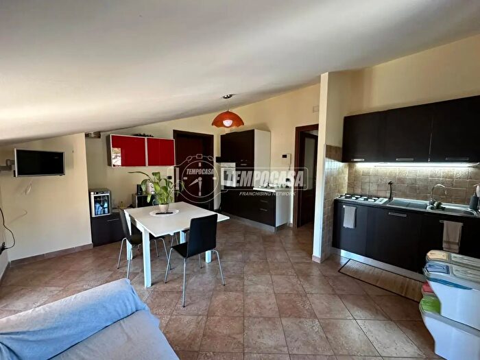 Appartamento trilocale in affitto in Via Luigi Amabile B, Monteforte Irpino