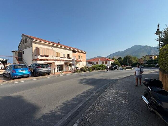 Casa trilocale in vendita in Via Nazionale, San Nicola Arcella