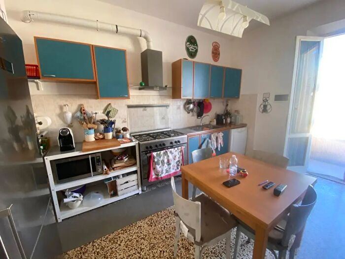 Appartamento con 5 locali in affitto in Via Valdera, Ponsacco
