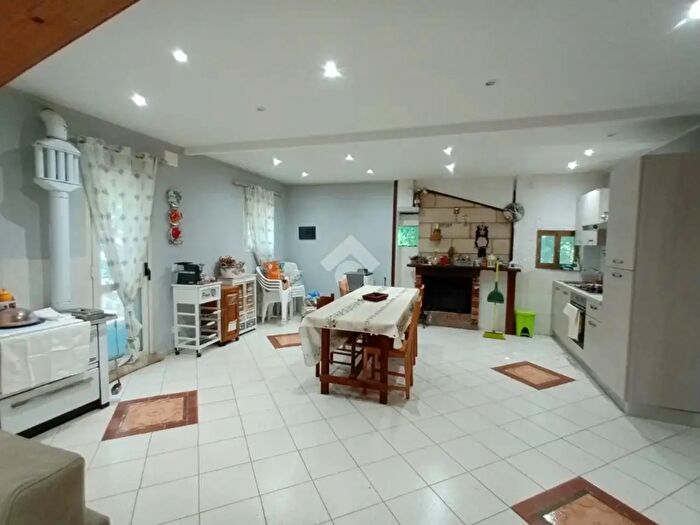 Casa con 5 locali in vendita in Contrada Colle Conchi Snc, Olevano Romano