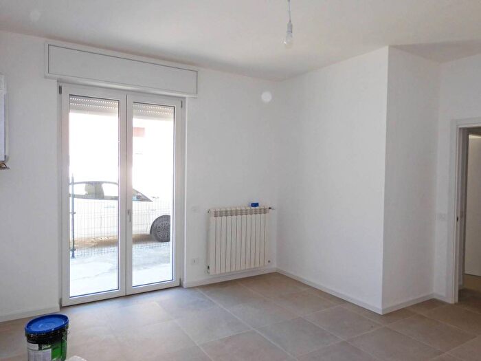 Appartamento trilocale in affitto in Pregnana Milanese