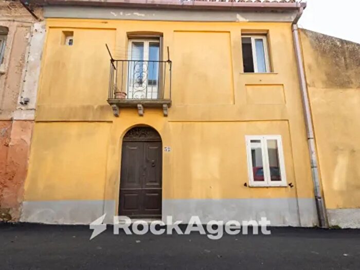 Appartamento trilocale in vendita in Via Giacomo Matteotti, Caraffa Di Catanzaro