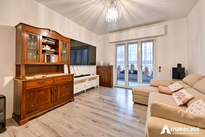 Appartamento trilocale in vendita in Giugno, Melegnano