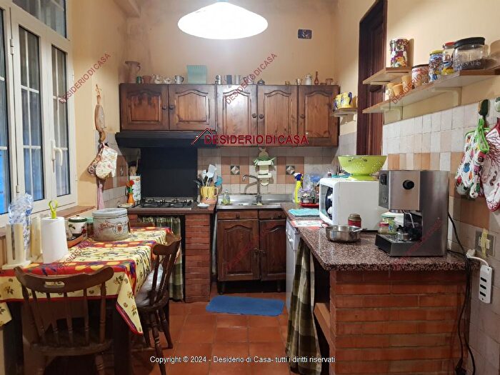 Casa con 9 locali in vendita in Termini Imerese Pa Italia, Termini Imerese