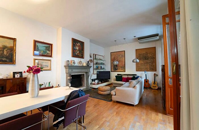 Appartamento trilocale in vendita in Via Giuseppe Verdi, Crispano