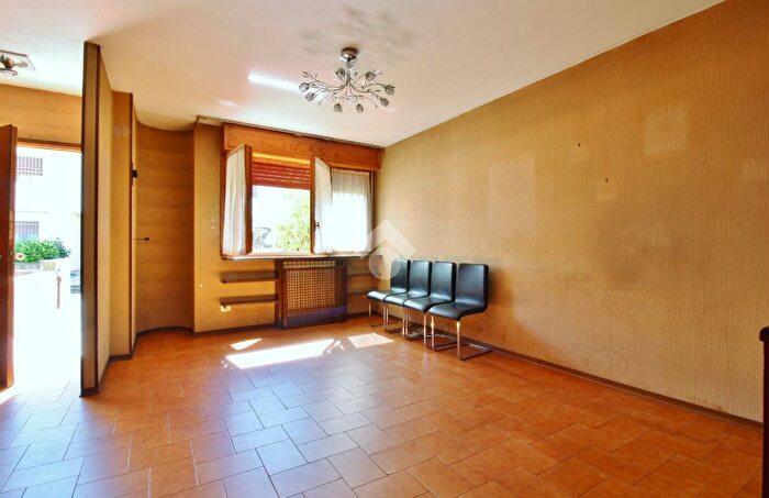 Casa quadrilocale in vendita in Via Ugo La Malfa, Voghera