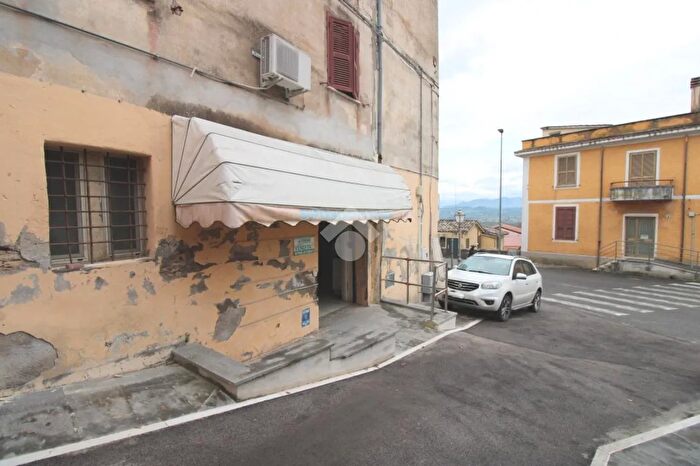 Appartamento monolocale in vendita in Largo Marzo, Torrita Tiberina