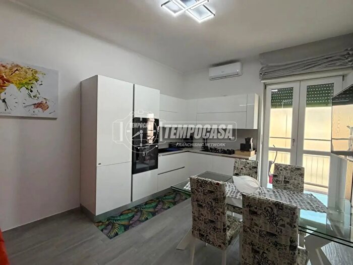 Appartamento trilocale in vendita in Via Archimede, Nichelino