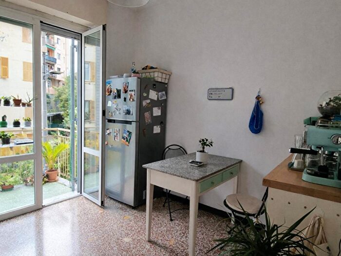Appartamento quadrilocale in affitto in Via S Schiaffino, Quarto, Genova