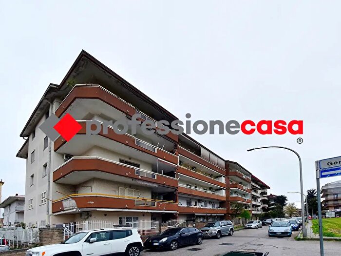 Appartamento trilocale in vendita in Via Palermo, San Nicola La Strada