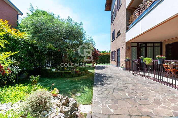 Appartamento quadrilocale in vendita in Via del Carso, Paderno Dugnano