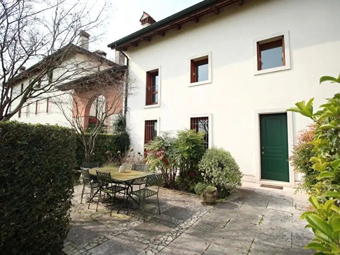 Casa trilocale in vendita in Str di Bertesina, Vicenza