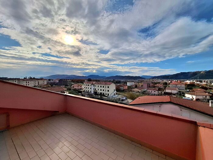 Appartamento con 5 locali in vendita in Via Cerreti, Santo Stefano Di Magra