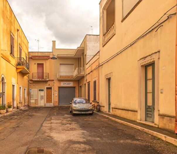 Appartamento con 6 locali in vendita in lGo Margherita, Trepuzzi