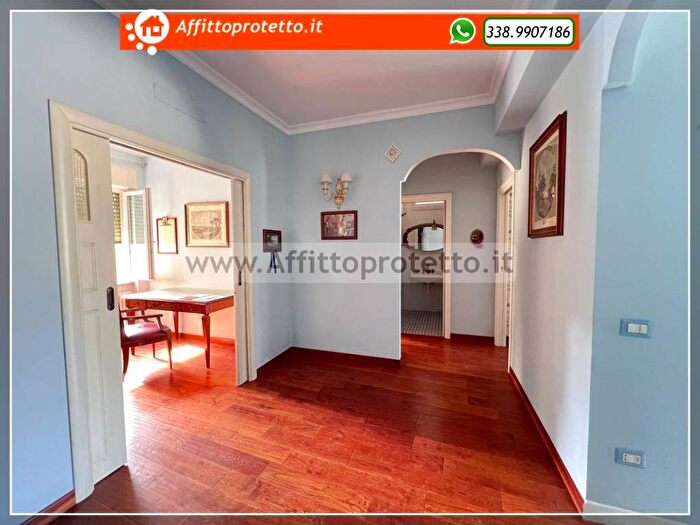 Appartamento con 5 locali in affitto in Via Maggio, Centro, Formia