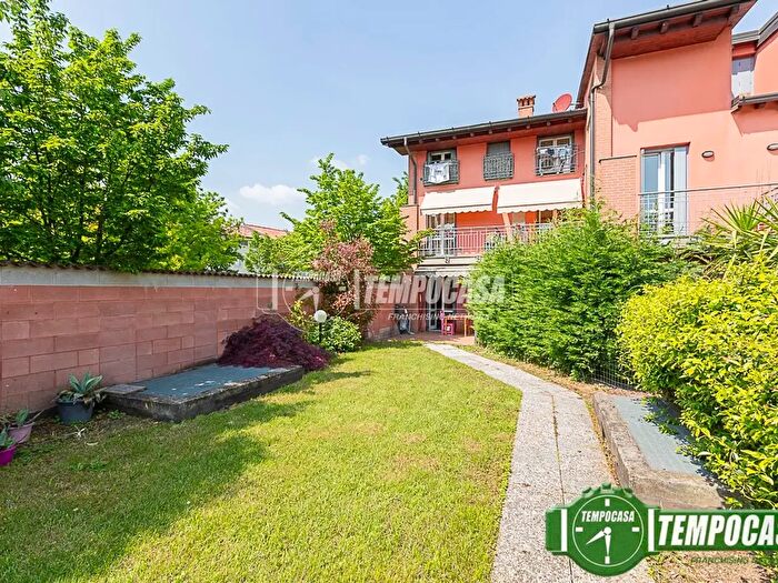 Appartamento bilocale in vendita in Romano Di Lombardia