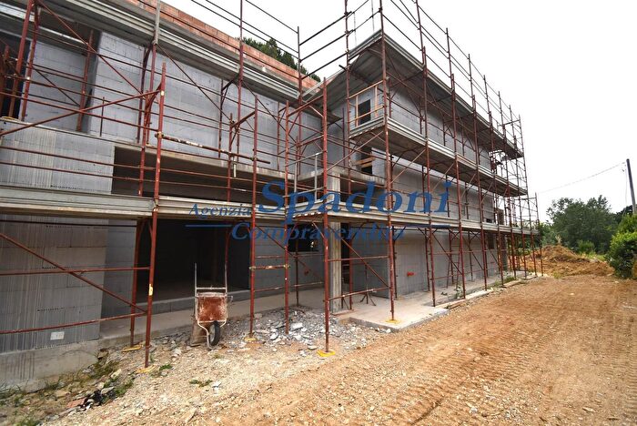 Casa con 5 locali in vendita in Buggiano