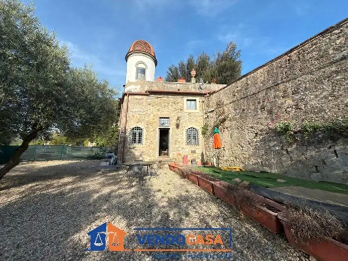 Appartamento trilocale in affitto in Via delle Caldine, Fiesole